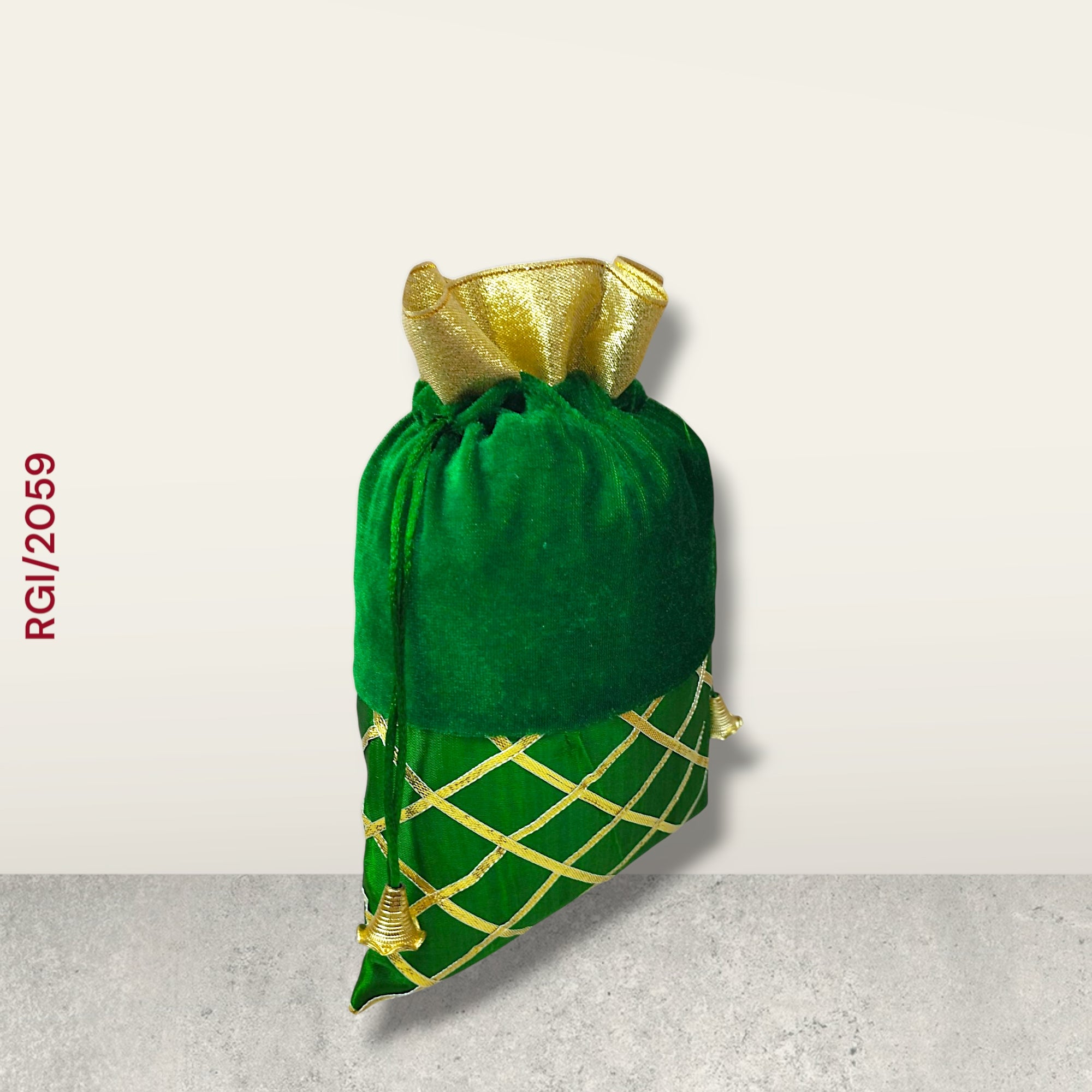 RETURN GIFT ITEMS 500 GMS GOTA VELVET POTLI PACKING BAGS